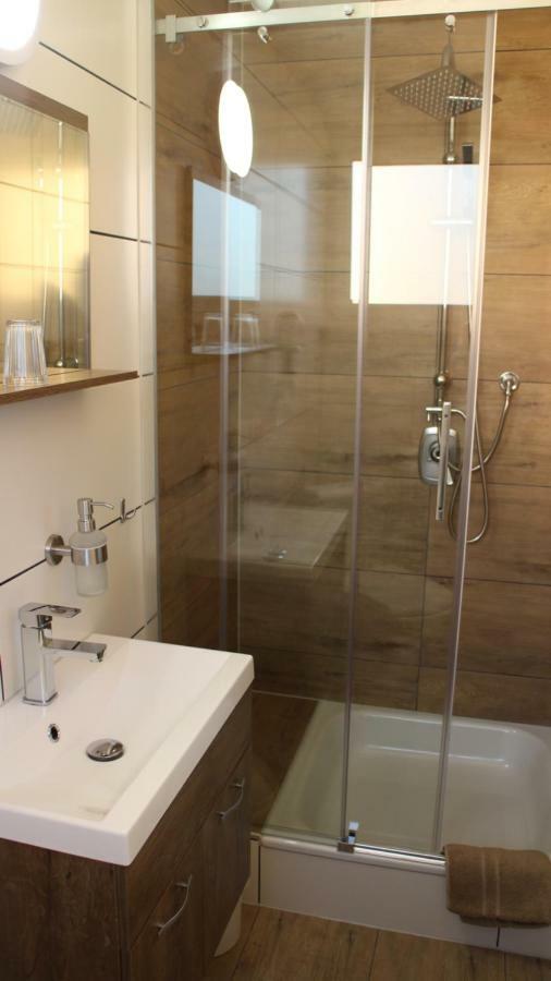 Hotel Glas Schwarzwald Fluorn-Winzeln ภายนอก รูปภาพ
