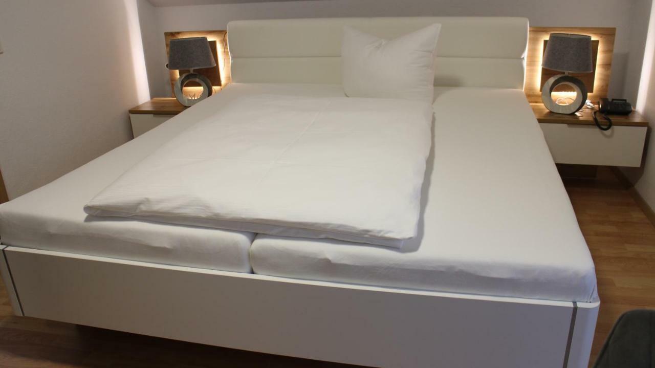 Hotel Glas Schwarzwald Fluorn-Winzeln ภายนอก รูปภาพ