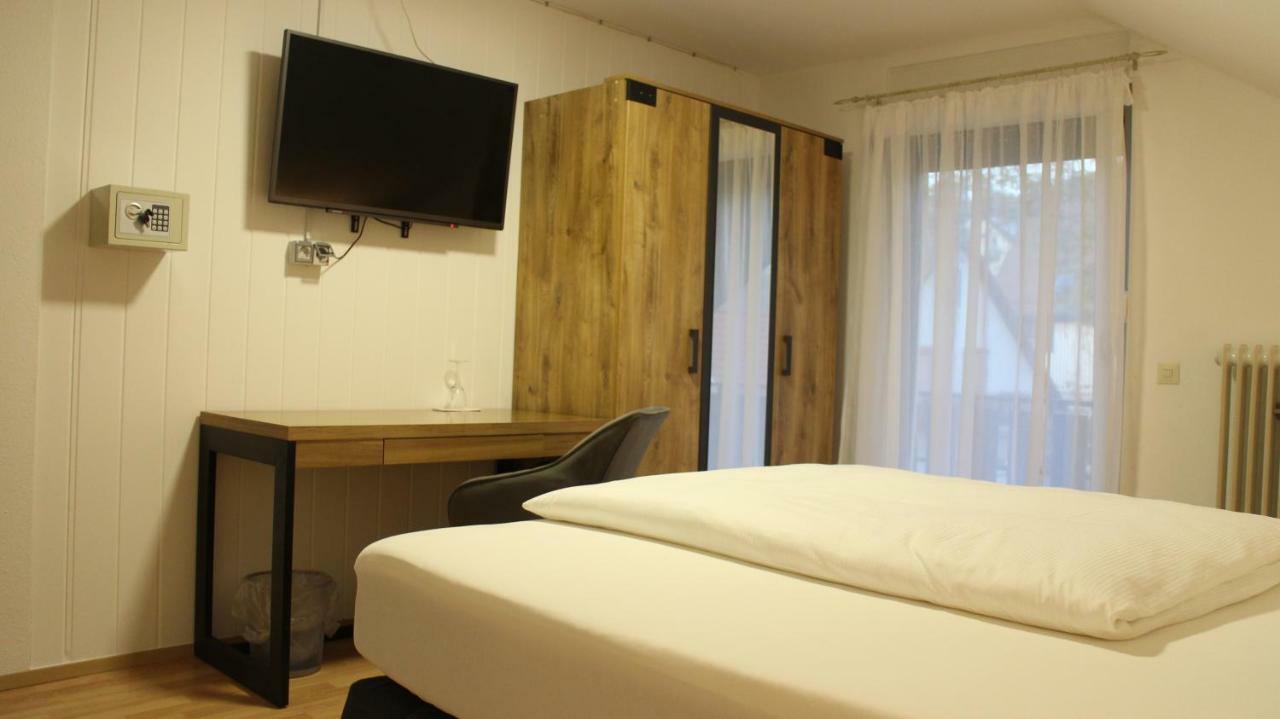 Hotel Glas Schwarzwald Fluorn-Winzeln ภายนอก รูปภาพ